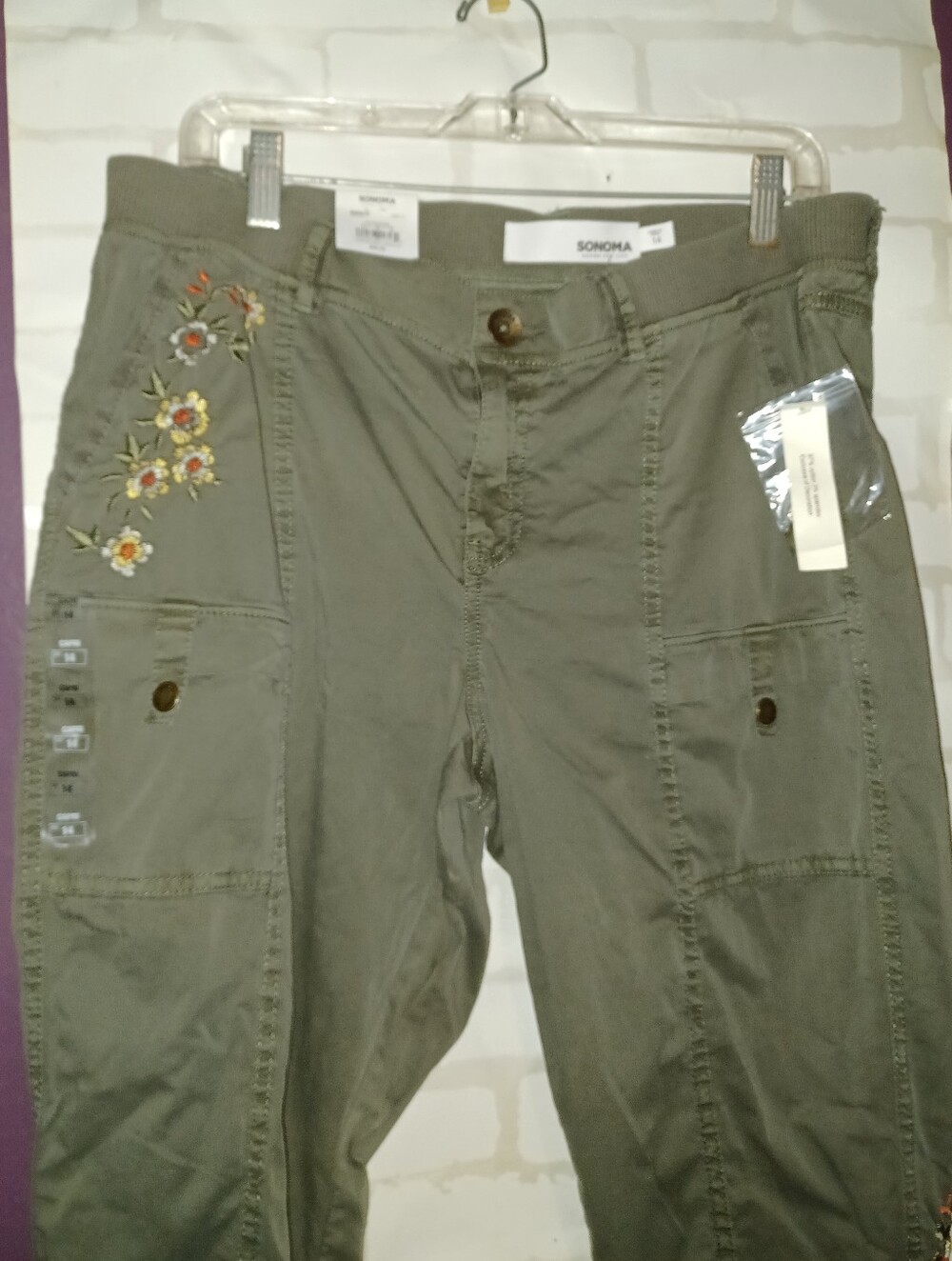 NWT New Gorgeous Sonoma Size 14 Olive Capris With Embroidered Floral Design - Picture 7 of 10